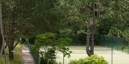 Wellnessurlaub - Hotel-Schwerpunkt: Wellness & Natur - Simonsberg (Kreis Nordfriesland) - Tennisplatz - Aalernhüs hotel & spa