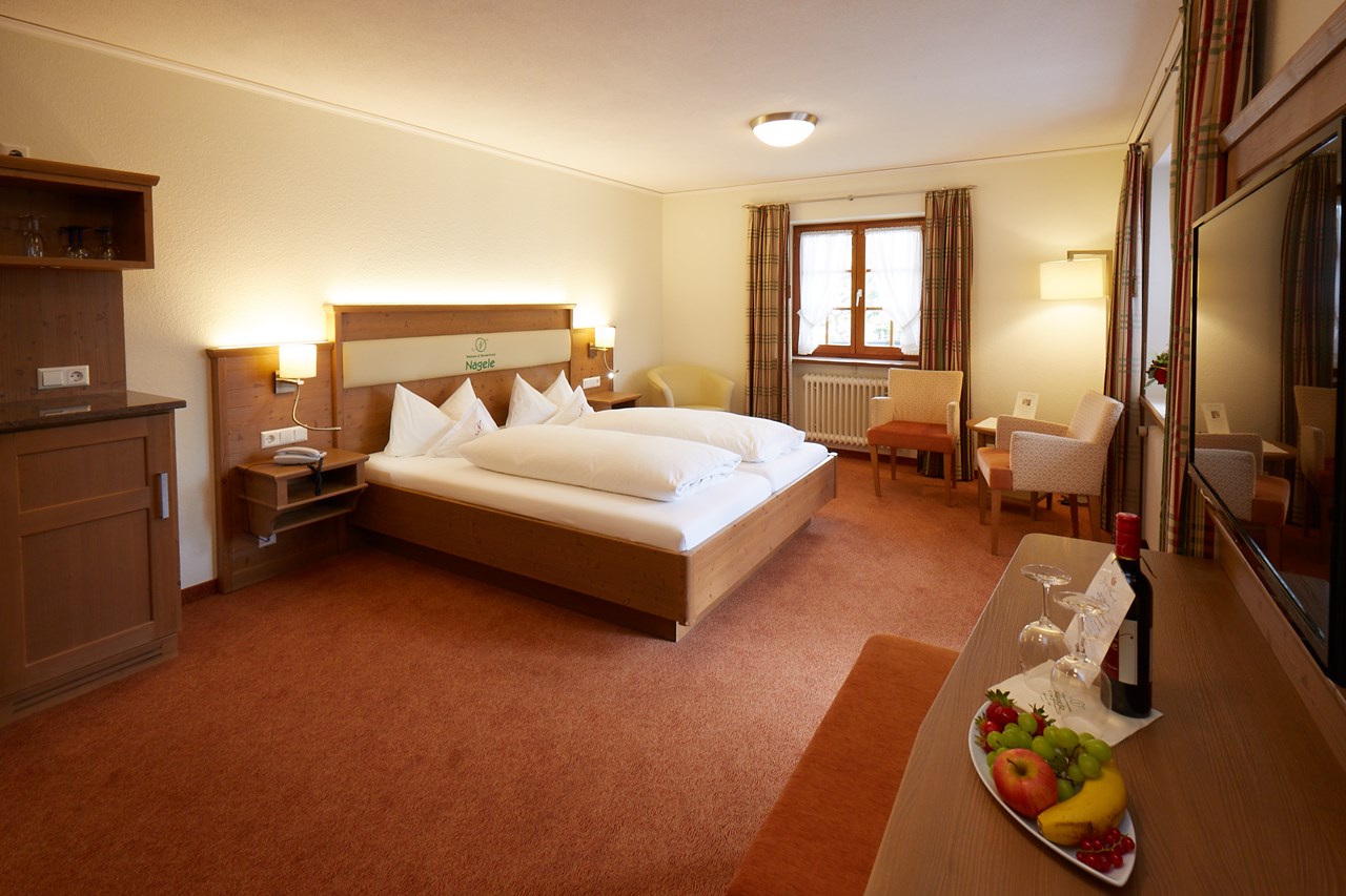 Wander & Wellnesshotel Nägele Zimmerkategorien Doppelzimmer „Kreuzstein“ Standard