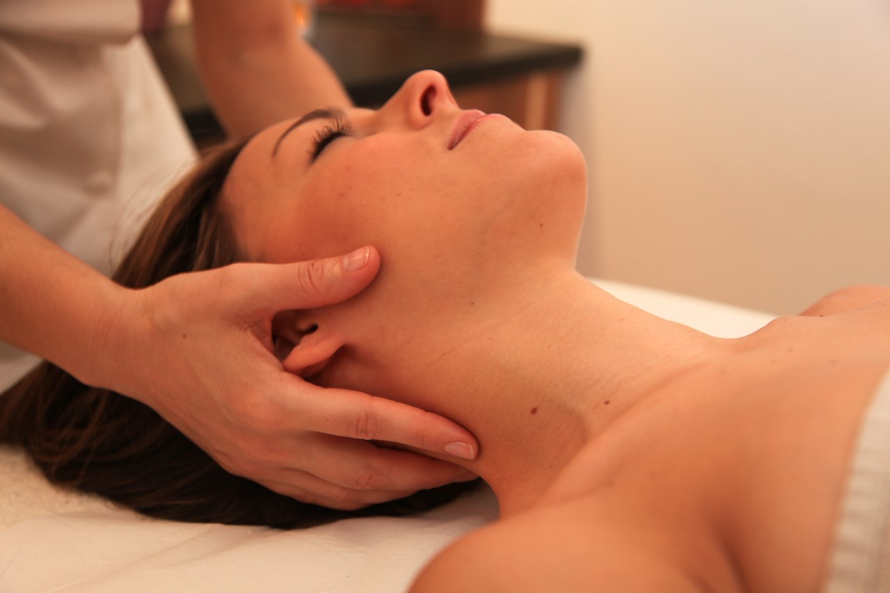 Renè - Dolomites Boutique Hotel Behandlungen im Detail Gesichtsbehandlung