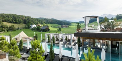 Wellnessurlaub - Pools: Infinity Pool - Skypool mit Dachterrasse  - ABINEA Dolomiti Romantic SPA Hotel