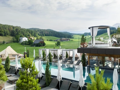 Wellnessurlaub - Dorf Tirol - Skypool mit Dachterrasse  - ABINEA Dolomiti Romantic SPA Hotel
