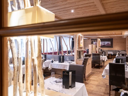 Wellnessurlaub - Dorf Tirol - Restaurant - ABINEA Dolomiti Romantic SPA Hotel
