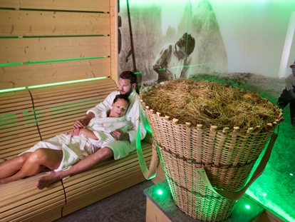 Wellnessurlaub - Dorf Tirol - Bio Heu Sauna - ABINEA Dolomiti Romantic SPA Hotel