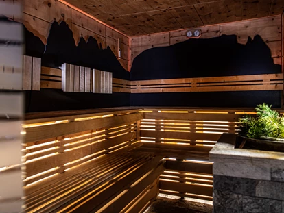Wellnessurlaub - Dorf Tirol - Zirm-Kräuter-Sauna - ABINEA Dolomiti Romantic SPA Hotel