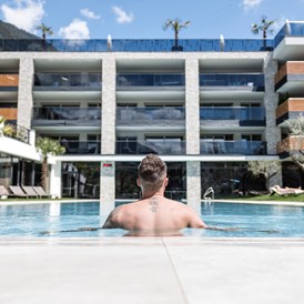 Wellnesshotel: 25 Meter Schwimmerbecken - Active Family Spa Resort Stroblhof