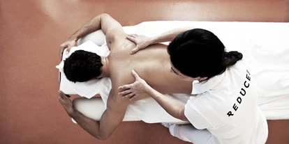 Wellnessurlaub - Restaurant - Stegersbach - Entspannte Massagen im REDUCE Hotel Thermal ****S  - REDUCE Hotel Thermal ****S
