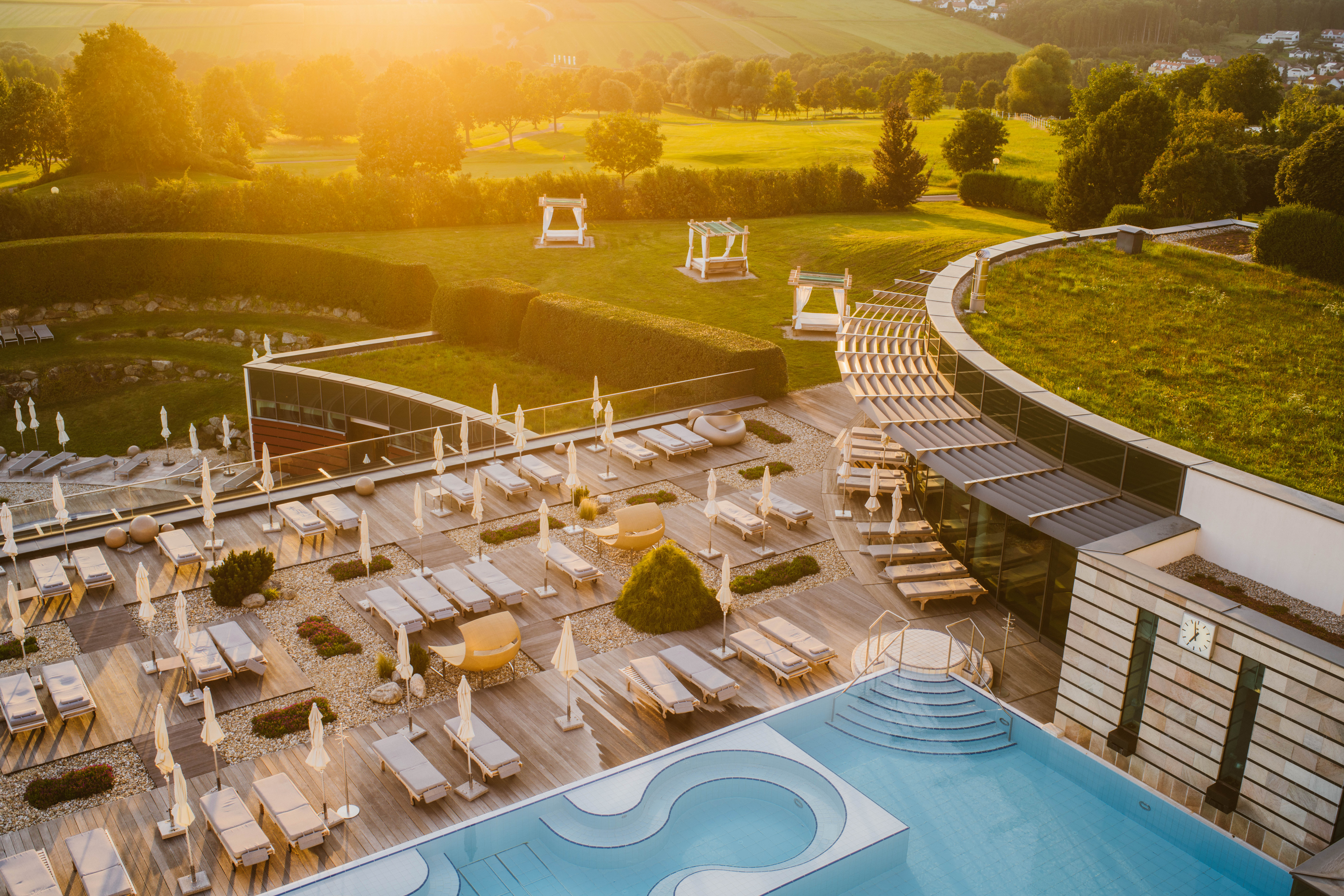 Wellnessurlaub - Burgenland - Blick auf den Pleasure Pool - Hotel Reiters Supreme