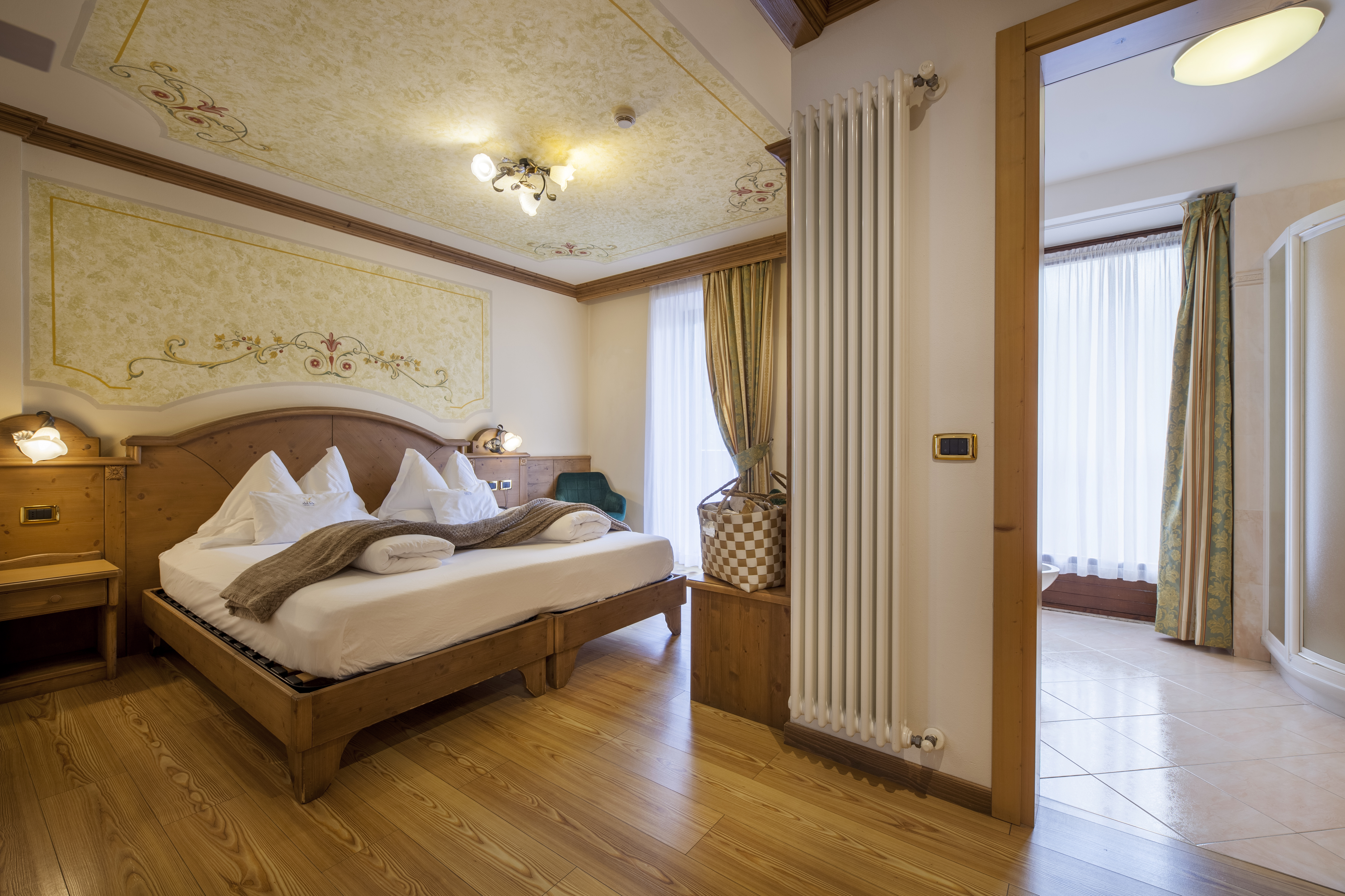 ADLER MERYEM * * * * wellness hotel Zimmerkategorien Dolomiti Zimmer