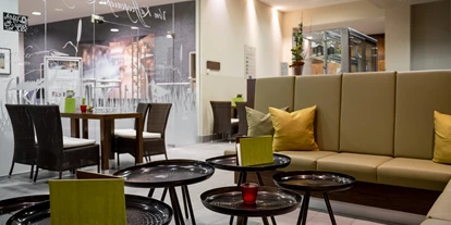 Wellnessurlaub - Umgebungsschwerpunkt: am Land - Gramatneusiedl - Humboldts Bar - St. Martins Therme & Lodge