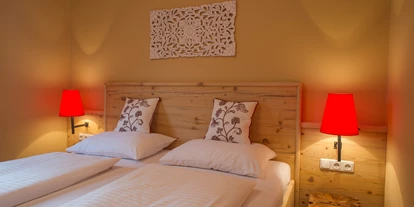 Wellnessurlaub - Umgebungsschwerpunkt: am Land - Gramatneusiedl - Bungalow A2 - Schlafzimmer - VILA VITA Pannonia