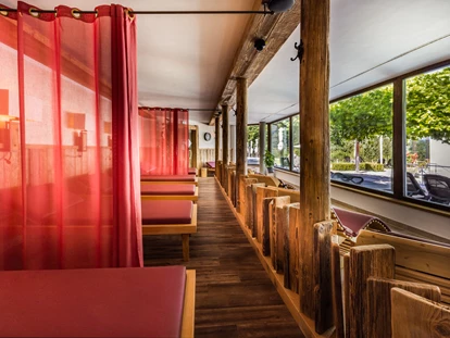 Wellnessurlaub - Day SPA - Altenmarkt im Pongau - Panorama Ruhebereich - Alm- & Wellnesshotel Alpenhof