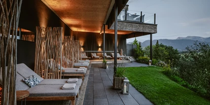 Wellnessurlaub - Biosauna - Isny im Allgäu - Outdoor-Living-Room - Bergkristall - Mein Resort im Allgäu