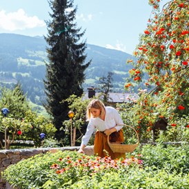Wellnesshotel: Frische Kräuter aus dem Garten - Natur Resort Rissbacher