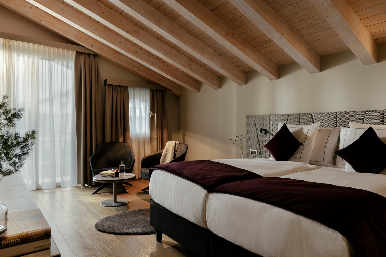 SCHLOSS Zermatt - CBD & Adaptogenic Spa Hotel Zimmerkategorien Double Room Plus 31m2