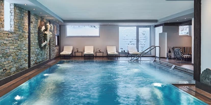 Wellnessurlaub - Pilates - Indoor Schwimmbad - SCHLOSS Zermatt - CBD & Adaptogenic Spa Hotel