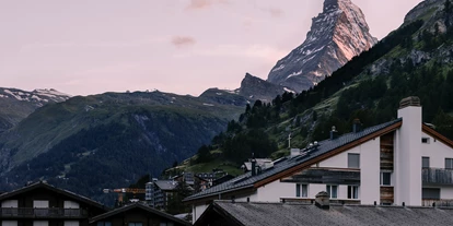 Wellnessurlaub - Pilates - Aussicht  - SCHLOSS Zermatt - CBD & Adaptogenic Spa Hotel