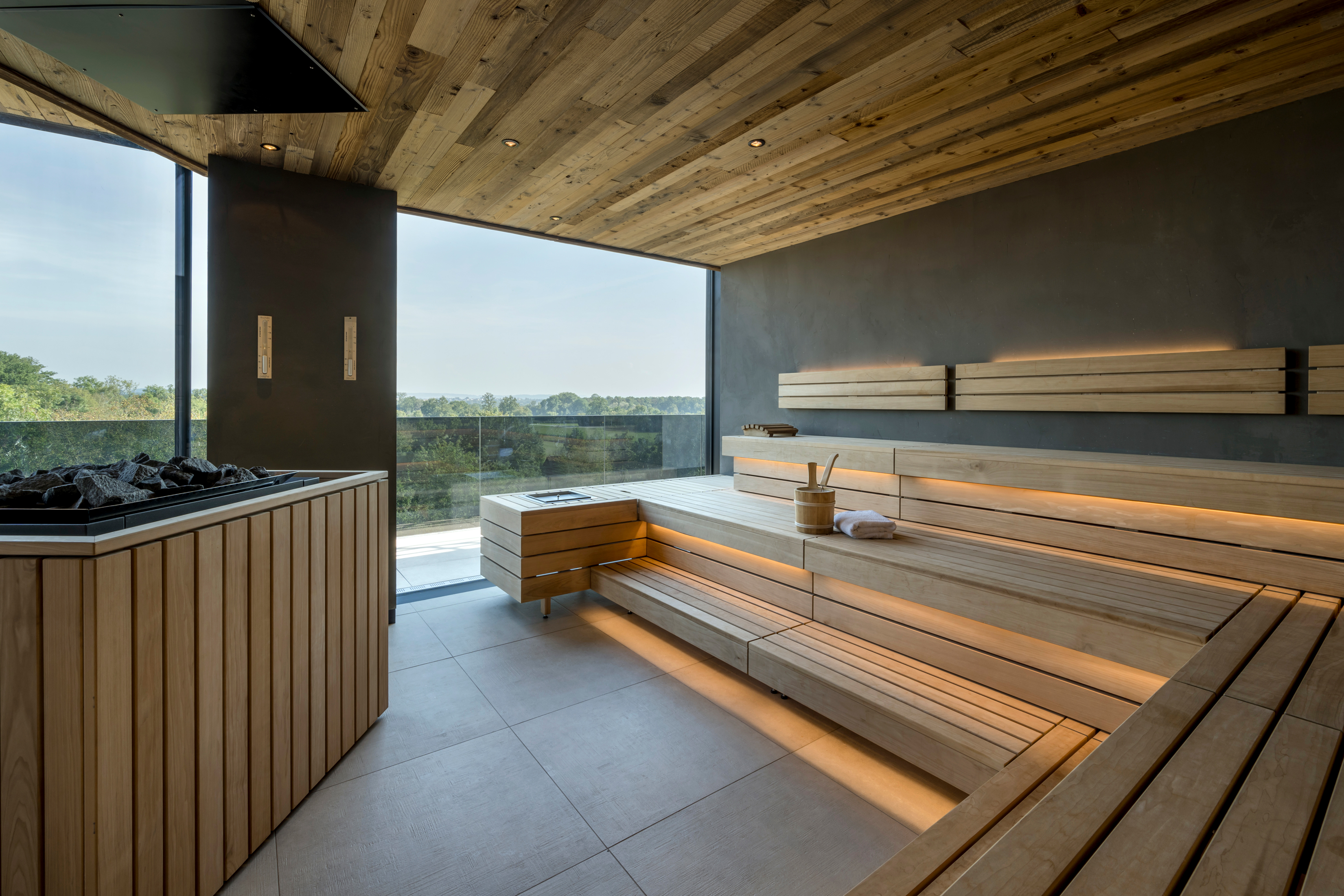 DAS MÜHLBACH thermal retreat & wellness resort Saunen und Bäder im Detail Bio-Panorama Sauna 60°