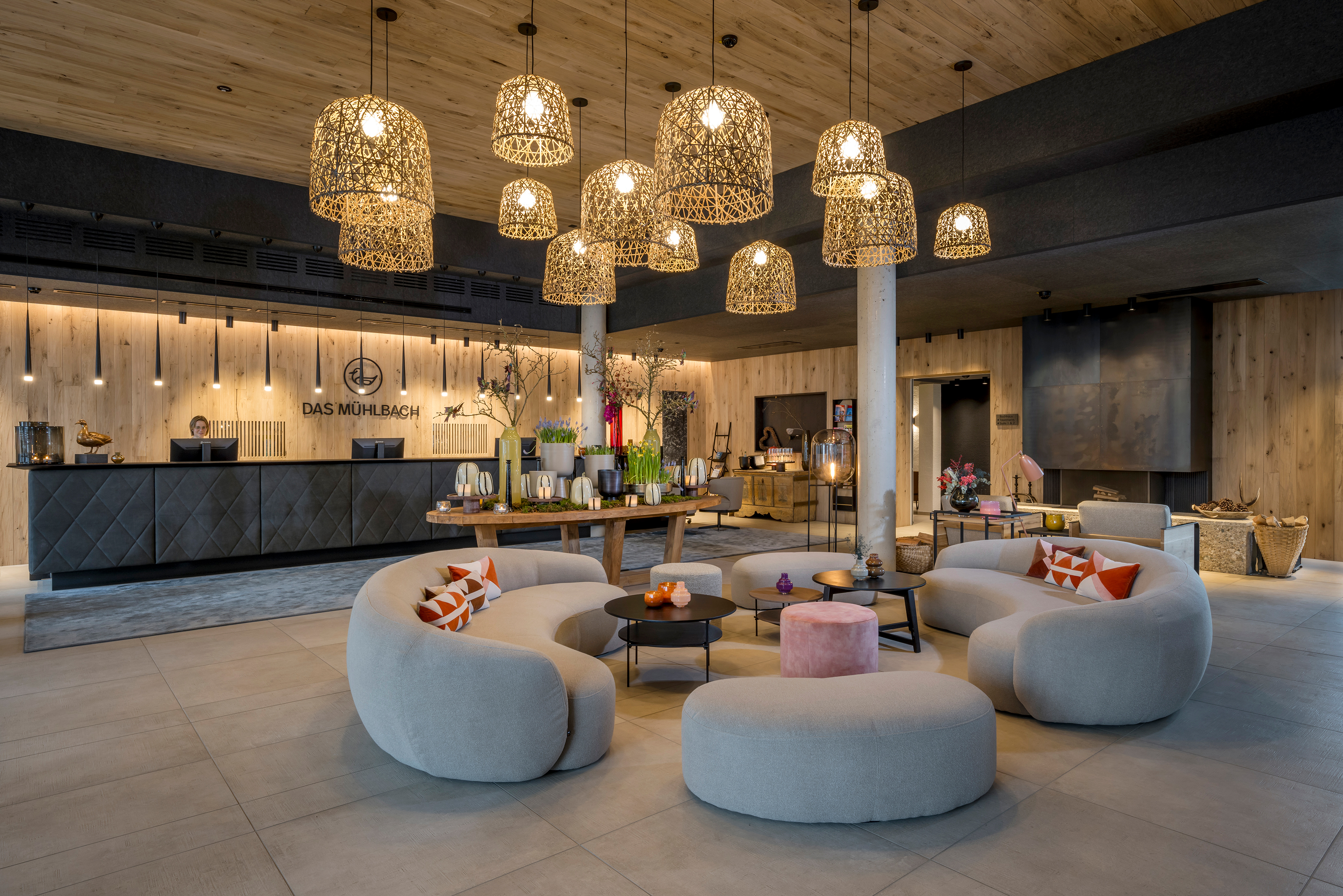 Wellnesshotel: Lobby - DAS MÜHLBACH thermal retreat & wellness resort - Hotel | Umgebung