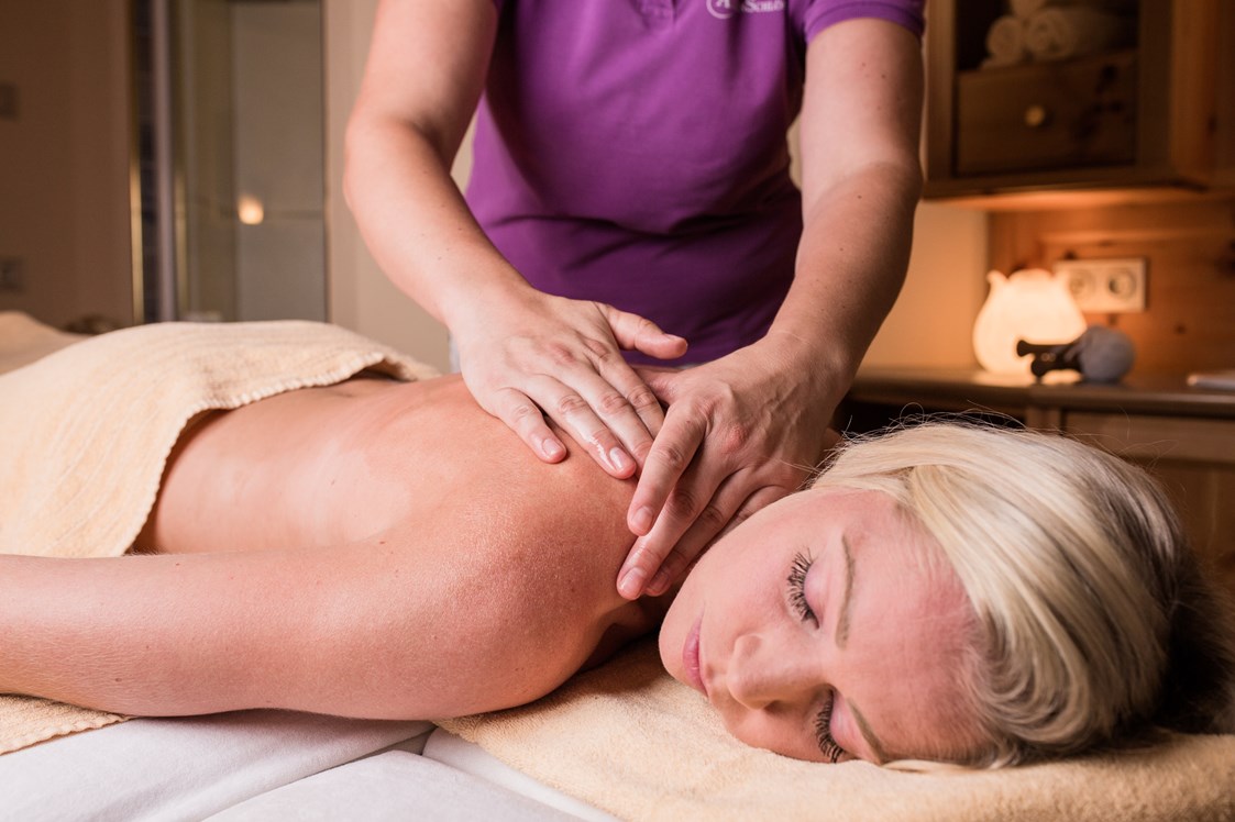Wellnesshotel: Massage in unserem BeautySchlössl  - Hotel AlpenSchlössl