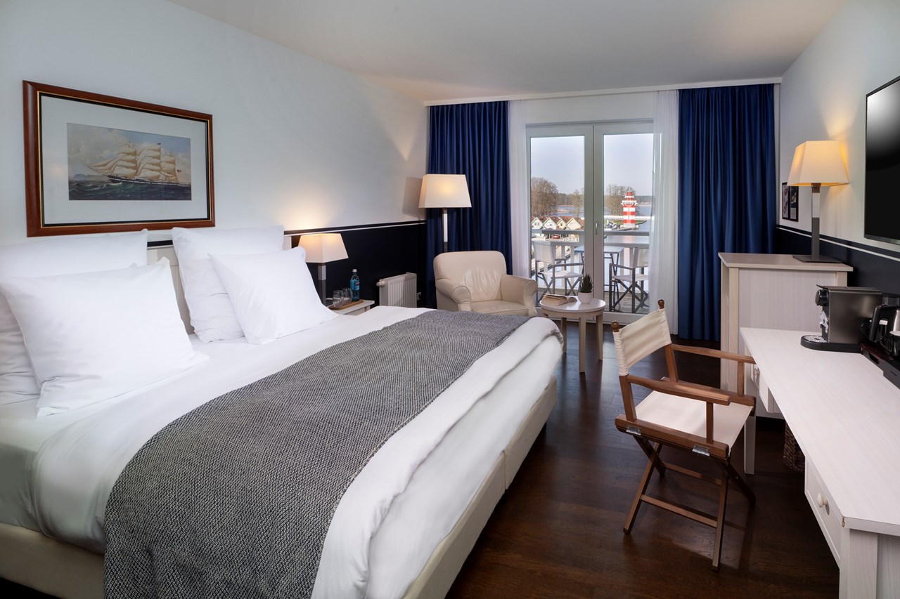 Sunday Resort Hafendorf Rheinsberg Zimmerkategorien Superior Zimmer mit Seeblick