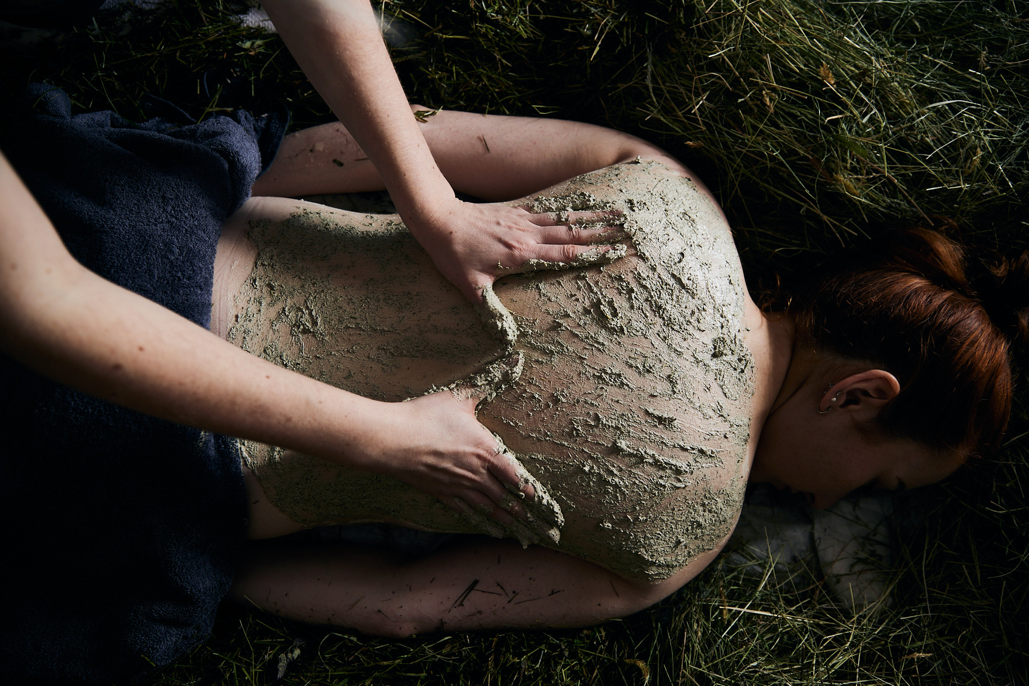 Haubers Naturresort Behandlungen im Detail ALPENKRÄUTER-PEELING