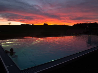 Wellnessurlaub - Fontanella - Sonnenuntergänge im Herbst. - Haubers Naturresort