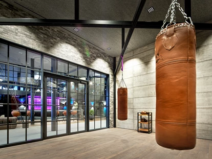 Wellnessurlaub - Private Spa - Otterbach (Sankt Florian am Inn) - Box-Turm - 5* Wellness- & Sporthotel Jagdhof