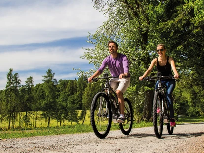 Wellnessurlaub - Private Spa - Otterbach (Sankt Florian am Inn) - Geführte E-Bike-Touren - 5* Wellness- & Sporthotel Jagdhof