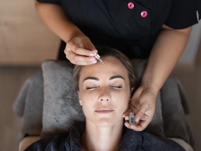 Wellnessurlaub - Pilates - r30 Kosmetiklinie - DAS GERSTL Alpine Retreat