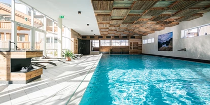Wellnessurlaub - Corvara in Badia - Panoramahallenbad - Alpine Nature Hotel Stoll