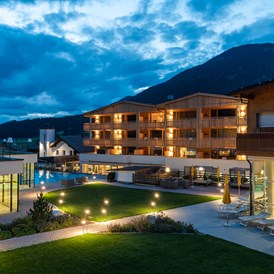 Wellnesshotel: Innenhof  - Alpine Nature Hotel Stoll