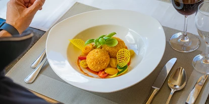 Wellnessurlaub - Hotelbar - Ubstadt-Weiher - Tellergericht im Restaurant Sommerbergblick  - Wellnesshotel Rothfuss