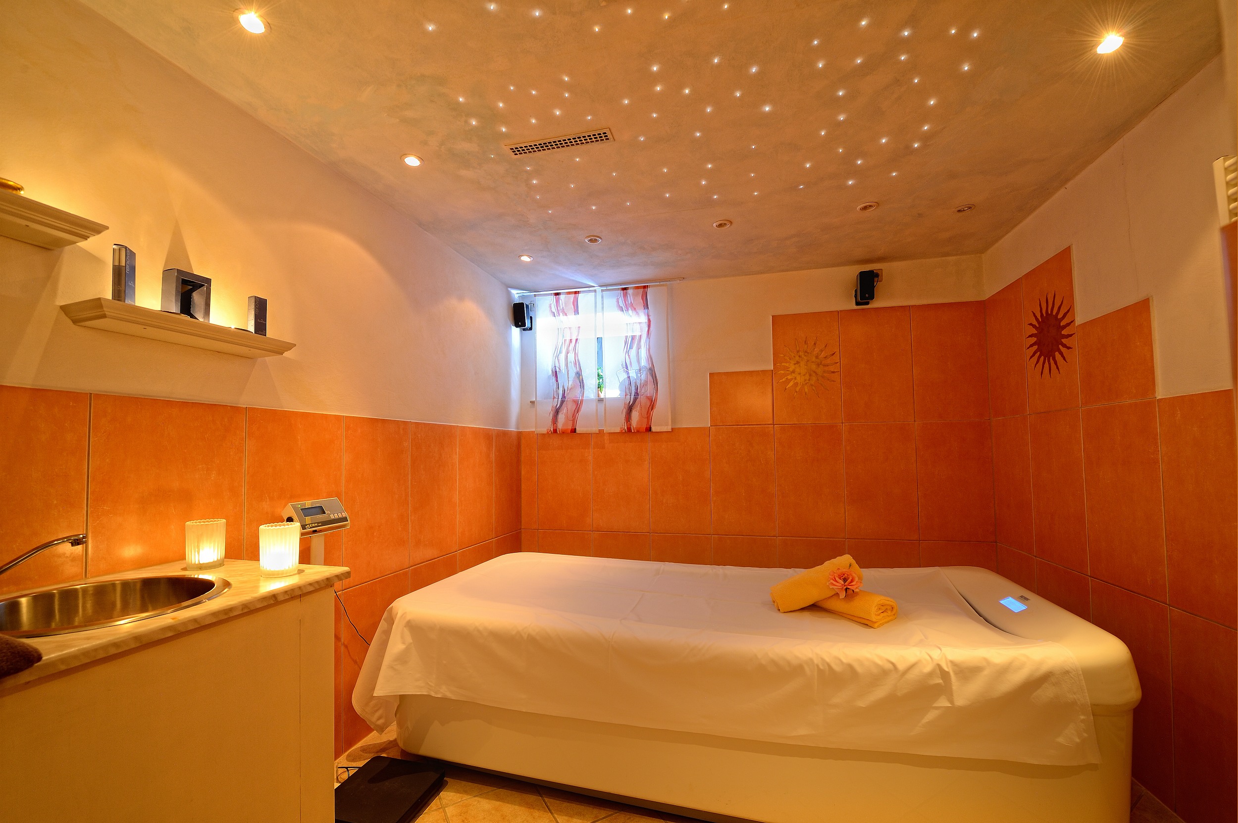 Wellnesshotel: Behandlungsraum im Wellnessbereich - Wellnesshotel Rothfuss