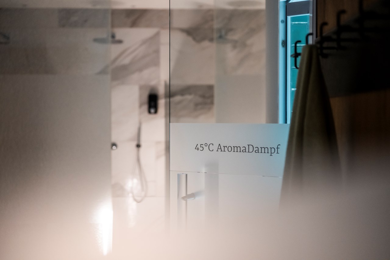 Viktoria Alpine Hideaway Saunen und Bäder im Detail Aroma Steam