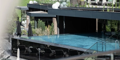 Wellnessurlaub - Adults only - Ahrntal - Sky Pool - Amonti & Lunaris Wellnessresort
