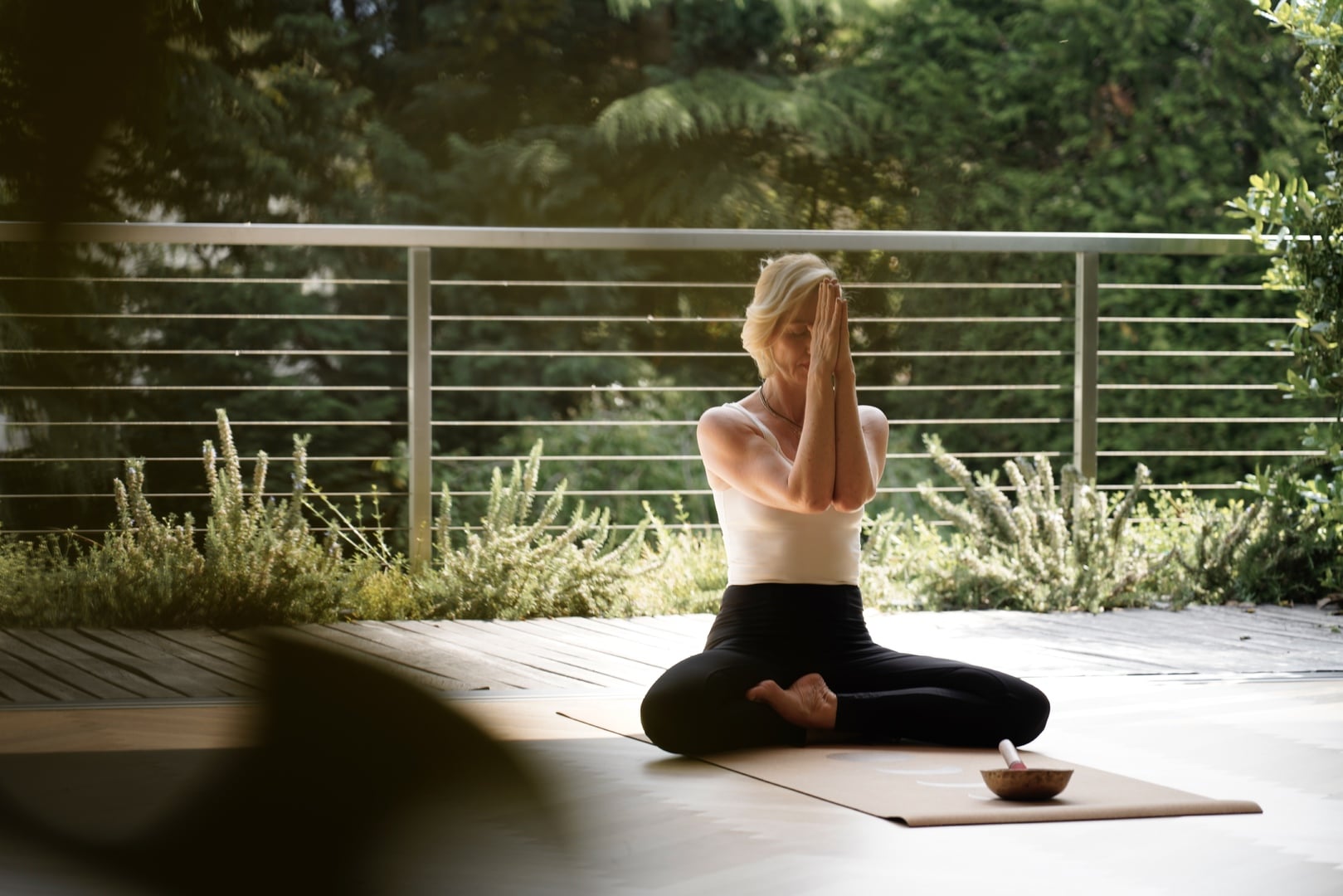 Wellnesshotel: Morgenyoga - Design Hotel Tyrol - Hotel | Umgebung