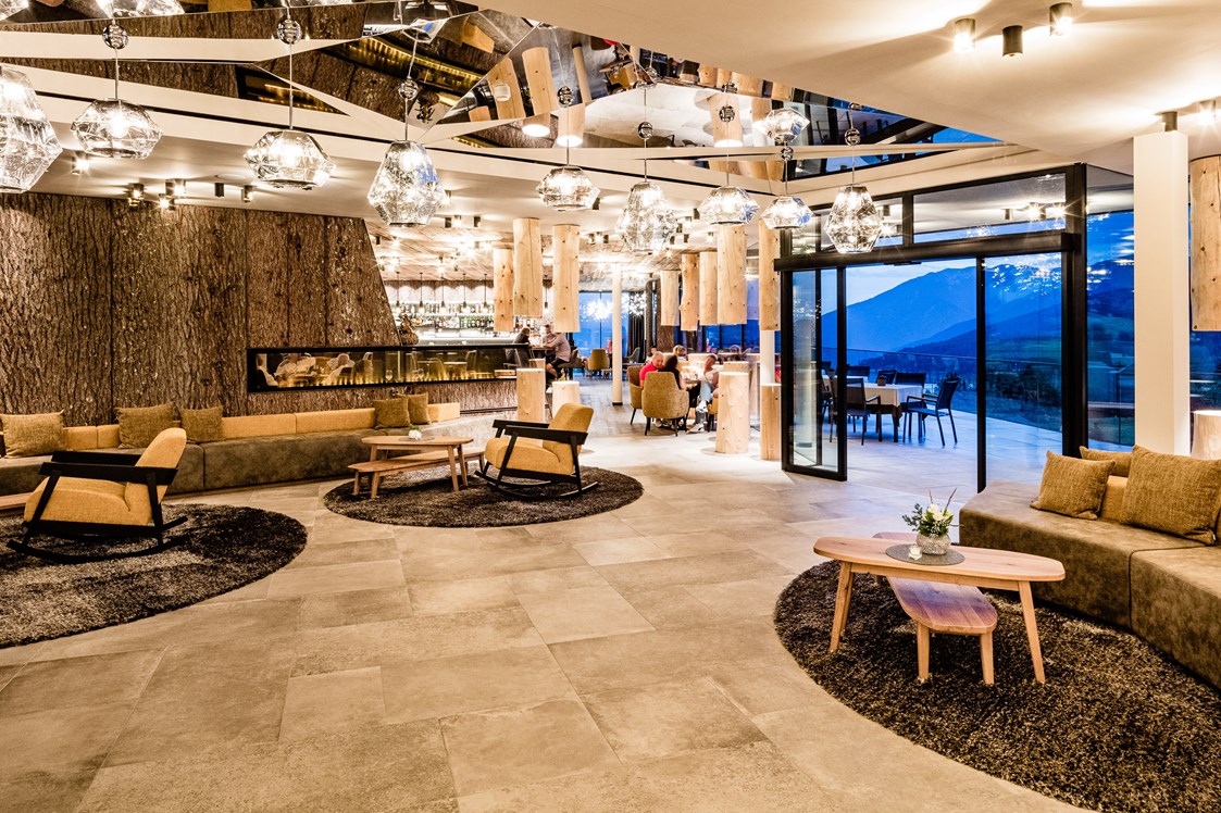 Wellnesshotel: Hotel Sonnenberg Living Lobby - Alpine Spa Resort Sonnenberg