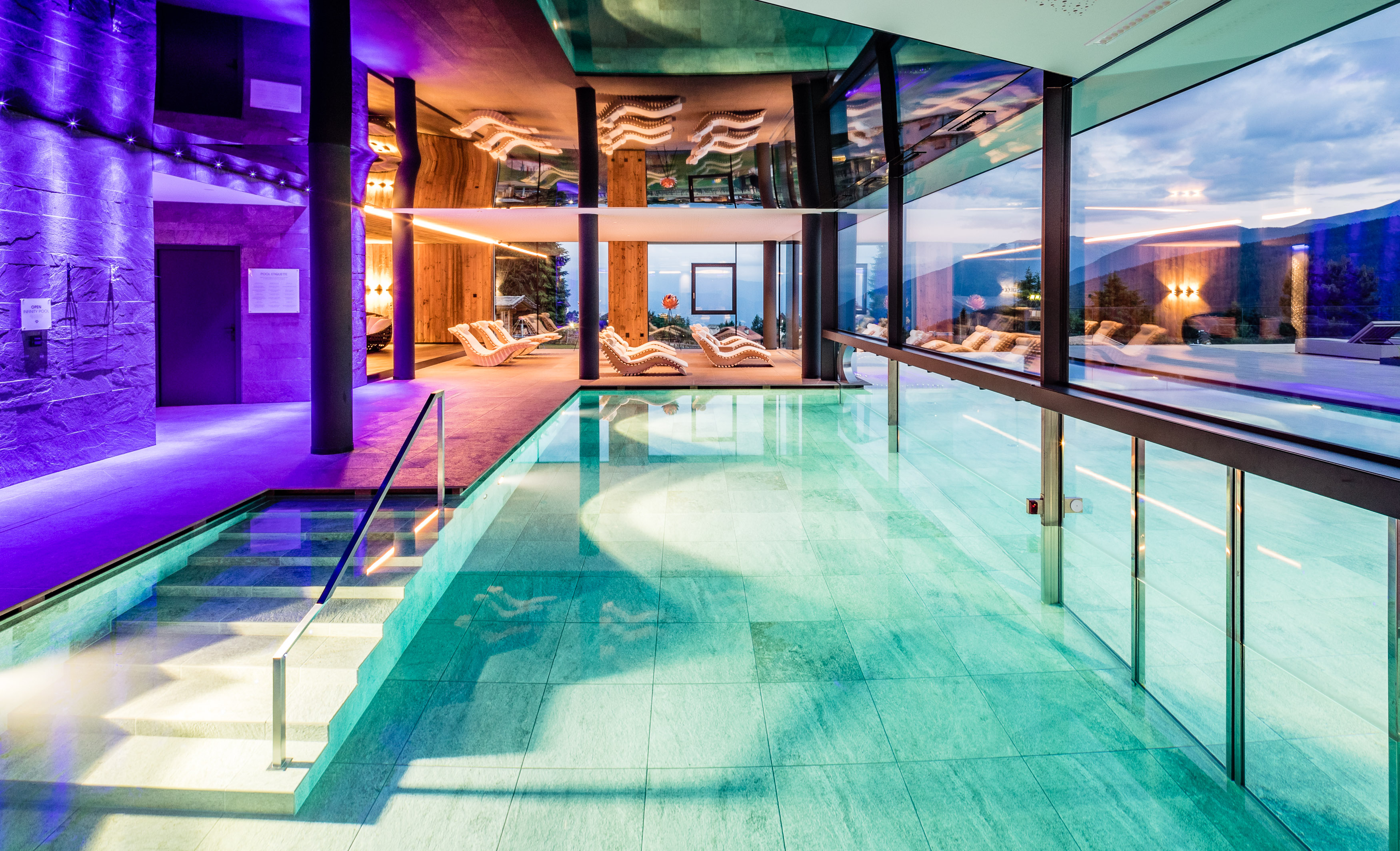 Wellnesshotel: Hotel Sonnenberg Indoorpool - SONNENBERG | Panorama Dolomites Wellbeing - Wasser