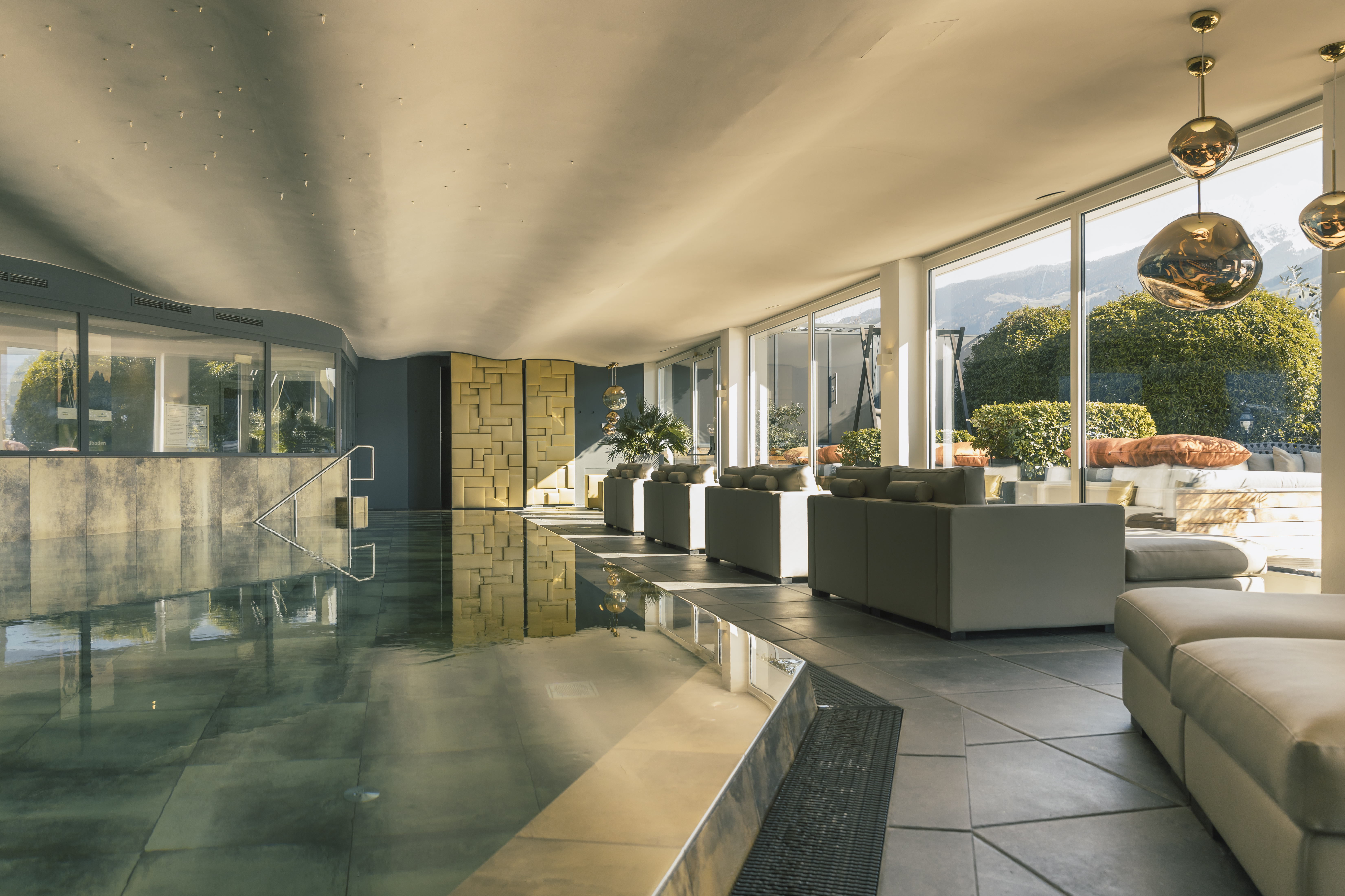 Wellnessurlaub - Sèn Jan di Fassa - Innenpool - Golserhof