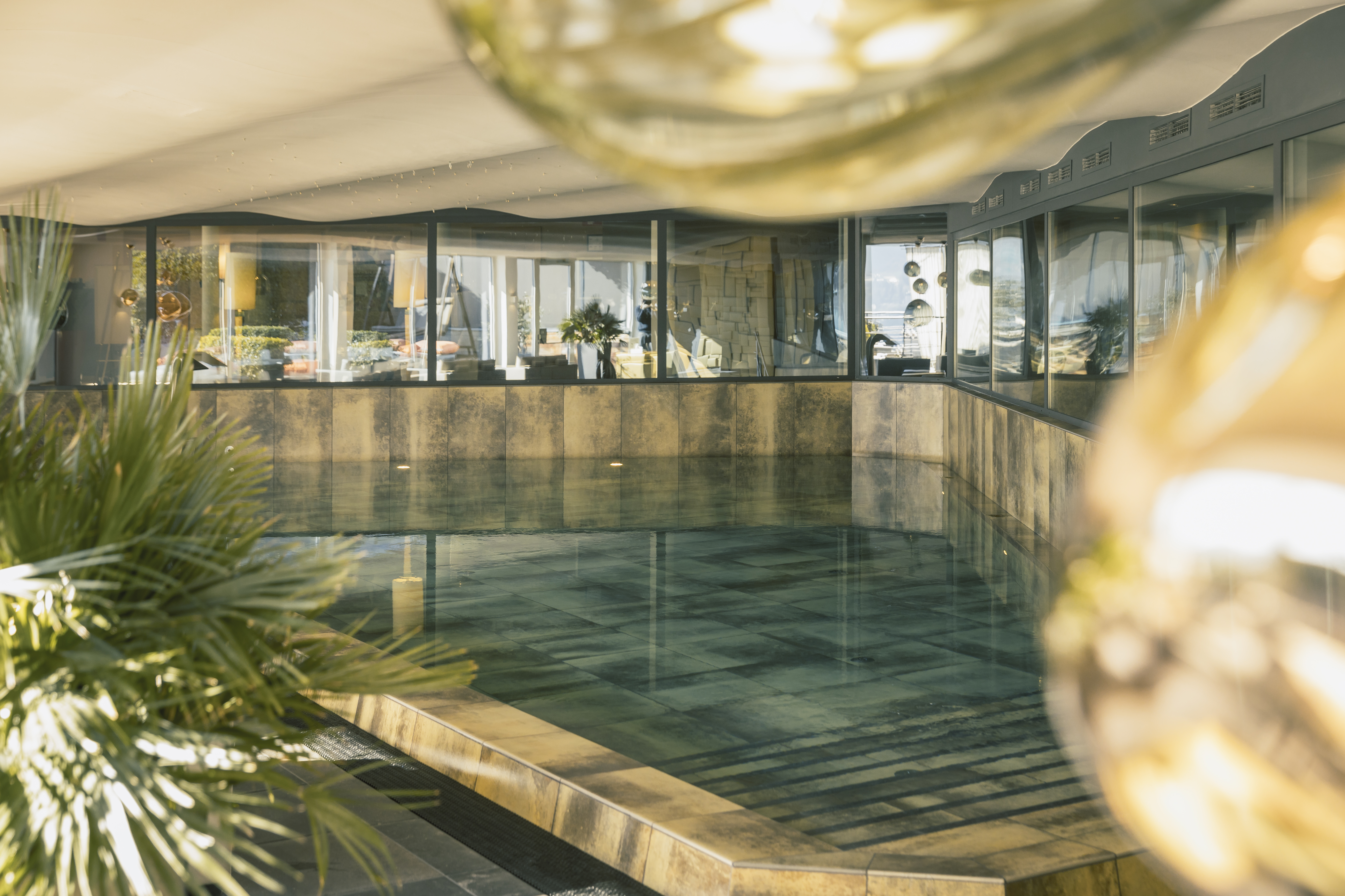 Wellnessurlaub - Sèn Jan di Fassa - Innenpool - Golserhof