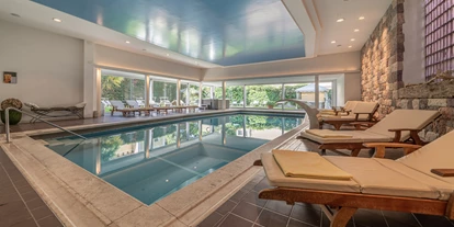 Wellnessurlaub - Dorf Tirol - Pool - Hotel Adria