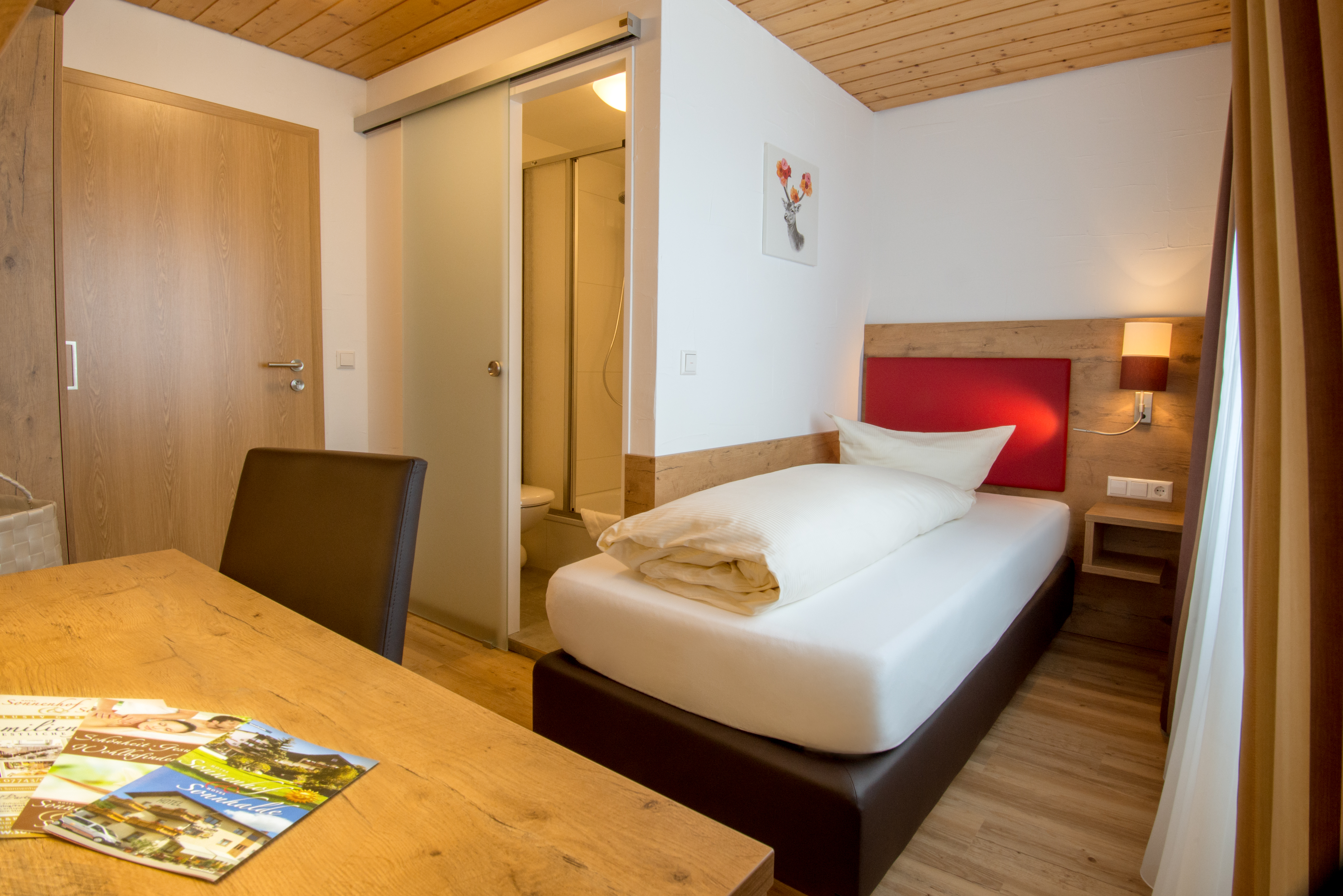 Wellnesshotel Sonnenhof & Sonnhalde Zimmerkategorien Economy Einzelzimmer Nebenhaus