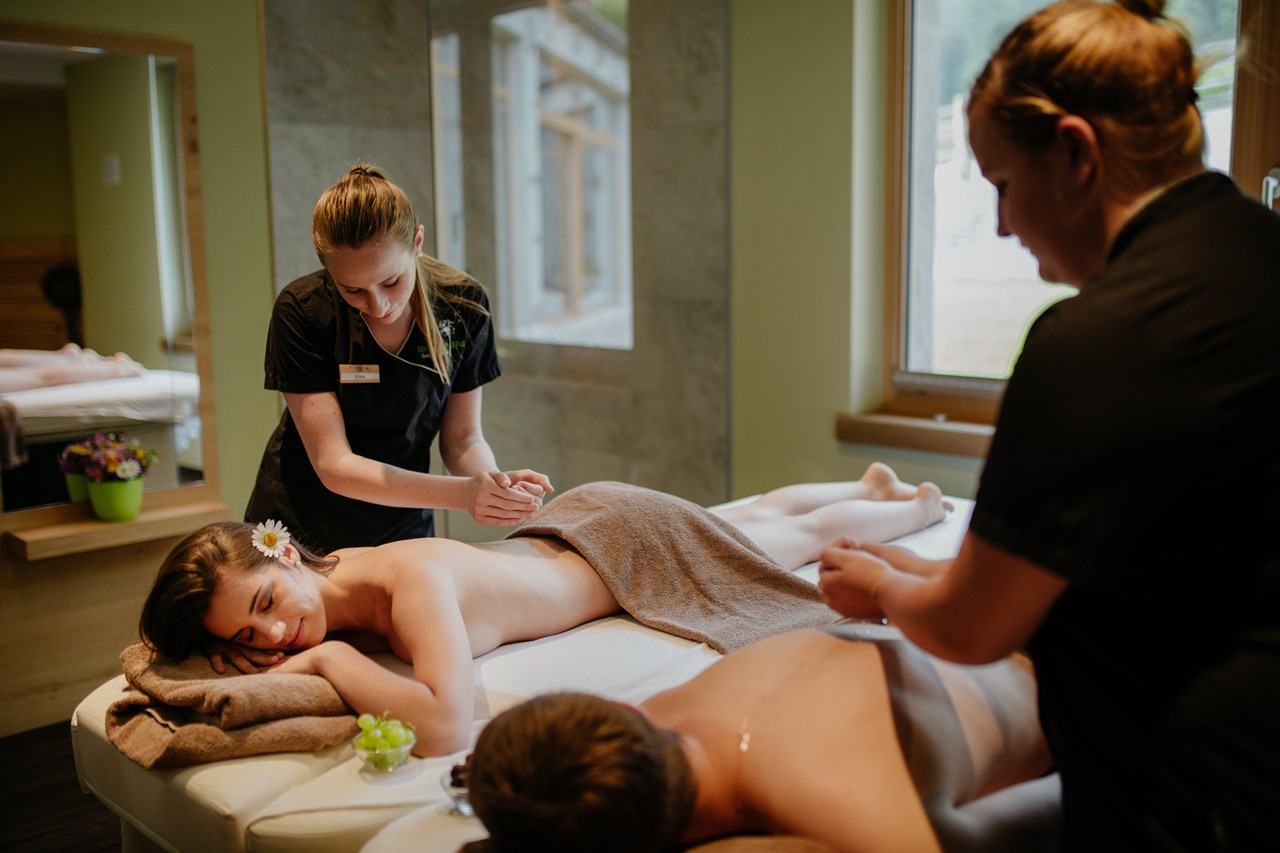 Dolomit Resort Cyprianerhof Massagen im Detail SÜDTIROLER TRADITION