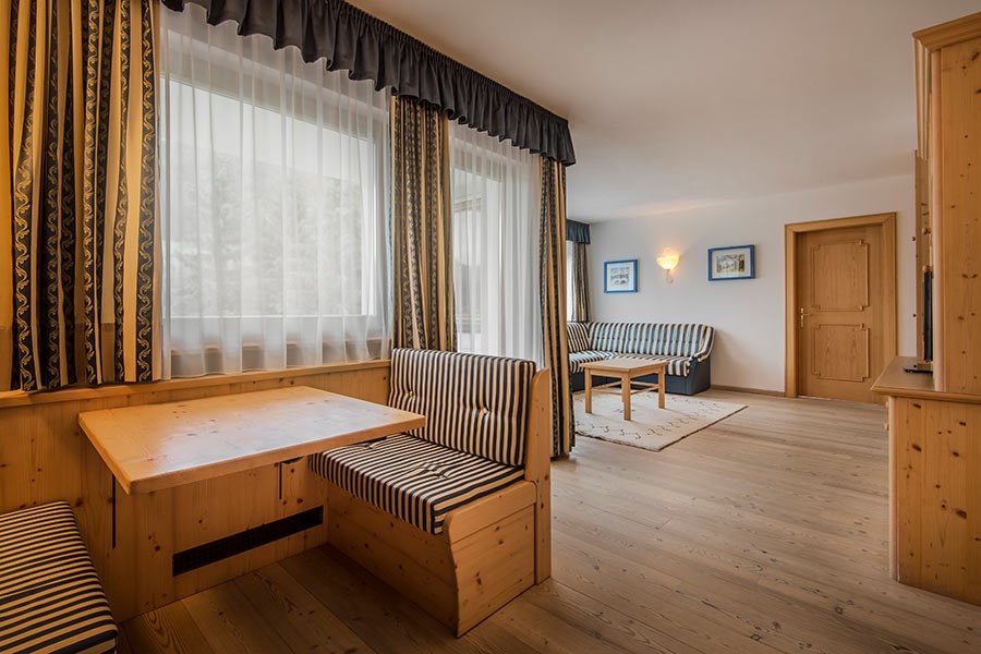 Hotel Diamant San Cassiano Zimmerkategorien Suite Enzian