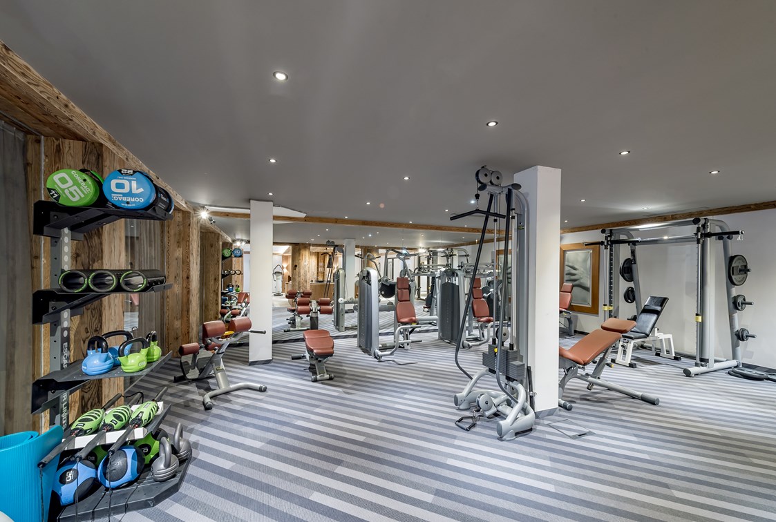 Wellnesshotel: Fitnesstudio mit Gymnstikraum 225m² - Aktiv- & Wellnesshotel Bergfried