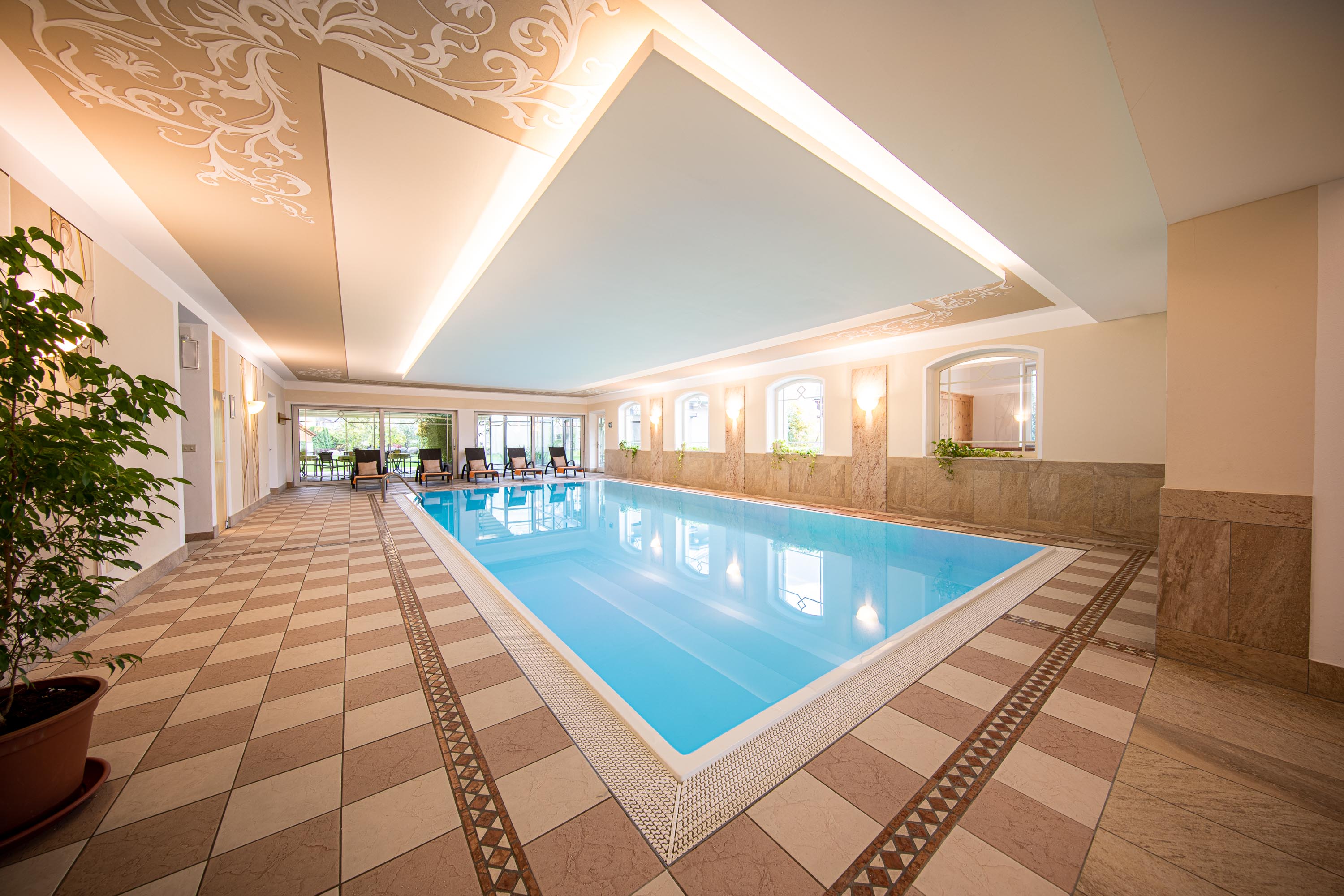 Wellnessurlaub - Klassifizierung: 4 Sterne - Südtirol  - Hallenbad - Aktiv- & Wellnesshotel Zentral