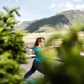 Wellnesshotel: Yoga auf der Dachterrasse - Hotel Mein Matillhof