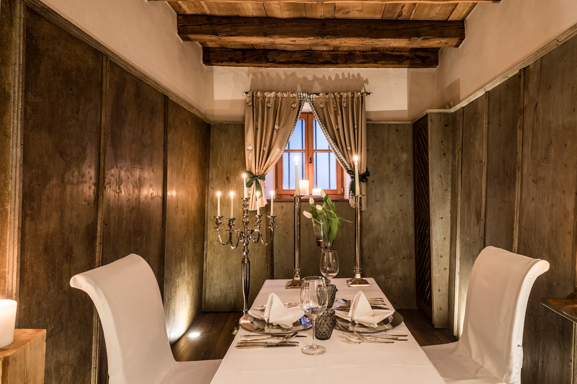 Wellnesshotel: Candlelight Dinner im Schlössl - matill – timeless boutique retreat
