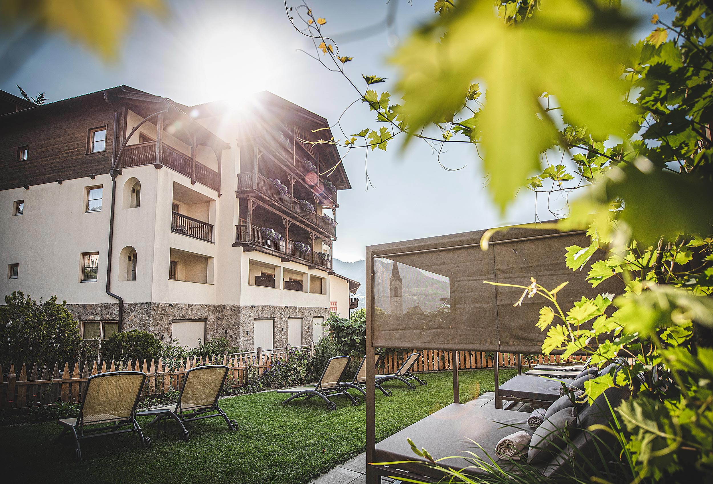 Wellnessurlaub - Eisacktal - Aktiv- & Vitalhotel Taubers Unterwirt, Garten - Aktiv- & Vitalhotel Taubers Unterwirt
