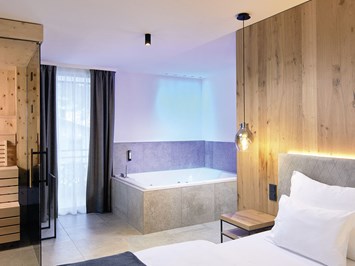 die HOCHKÖNIGIN - Mountain Resort Zimmerkategorien Penthouse SPA Suite HOCHKÖNIGIN für 2 bis 4 Personen mit ca. 109 m²